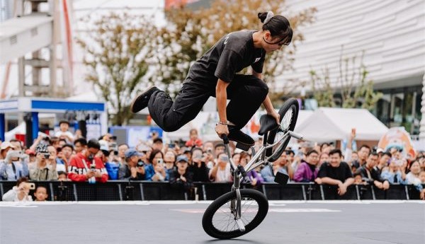 雨中激战，高潮迭起：FISE上海站第三日赛况速递