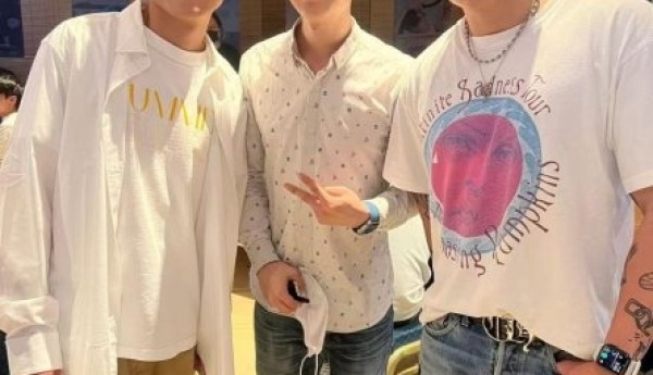 ​五十年港味传奇跨越香江 香港财记辣蟹私房菜深圳首店罗湖盛大启幕